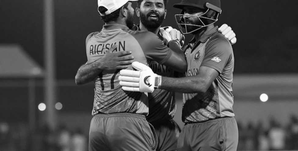 পাঁচ মেডেনের নীরবতা: ব্রিসবেনে বাংলাদেশের টপ-অর্ডার কেন নিজের তাল হারাল